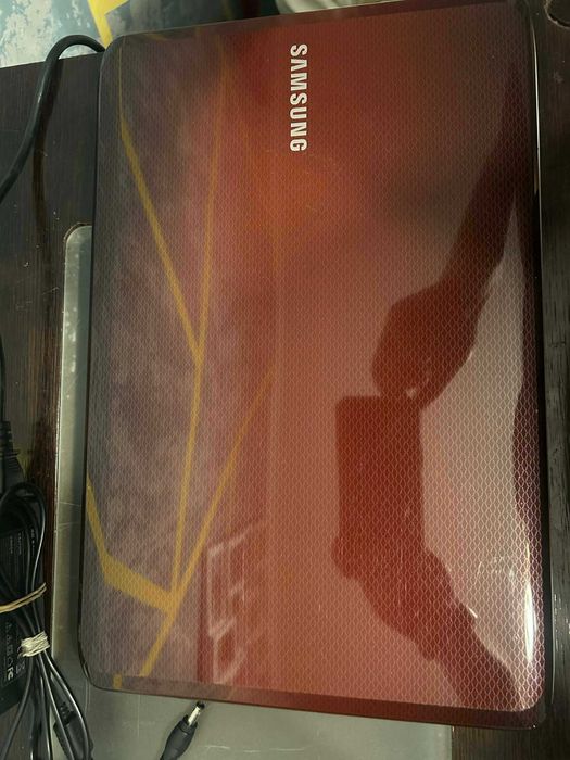 Laptop Samsung R530