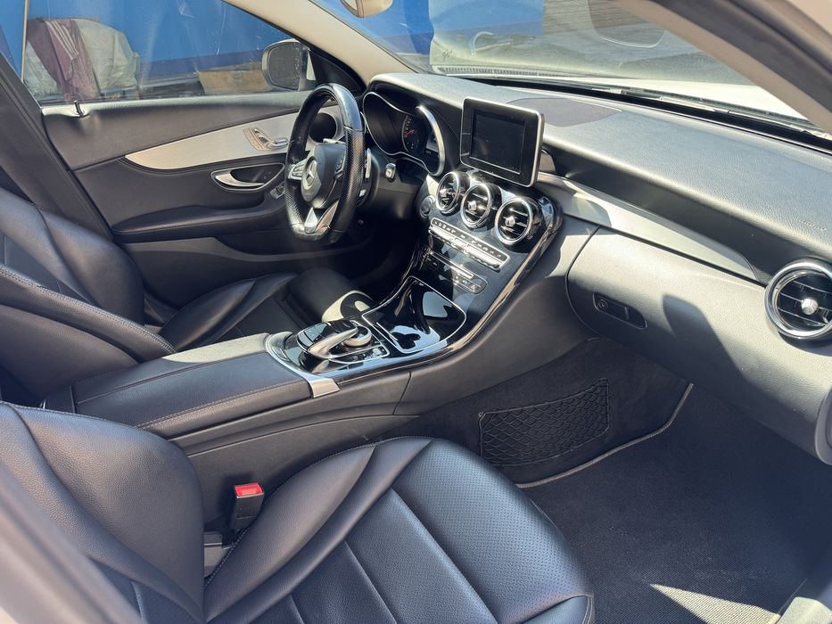 Продам Mercedes c300