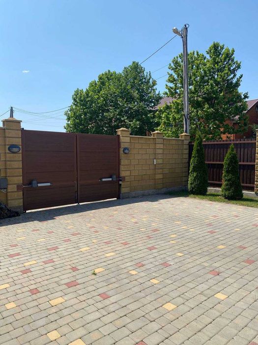 Продам екслюзивный дом в Фонтанке
