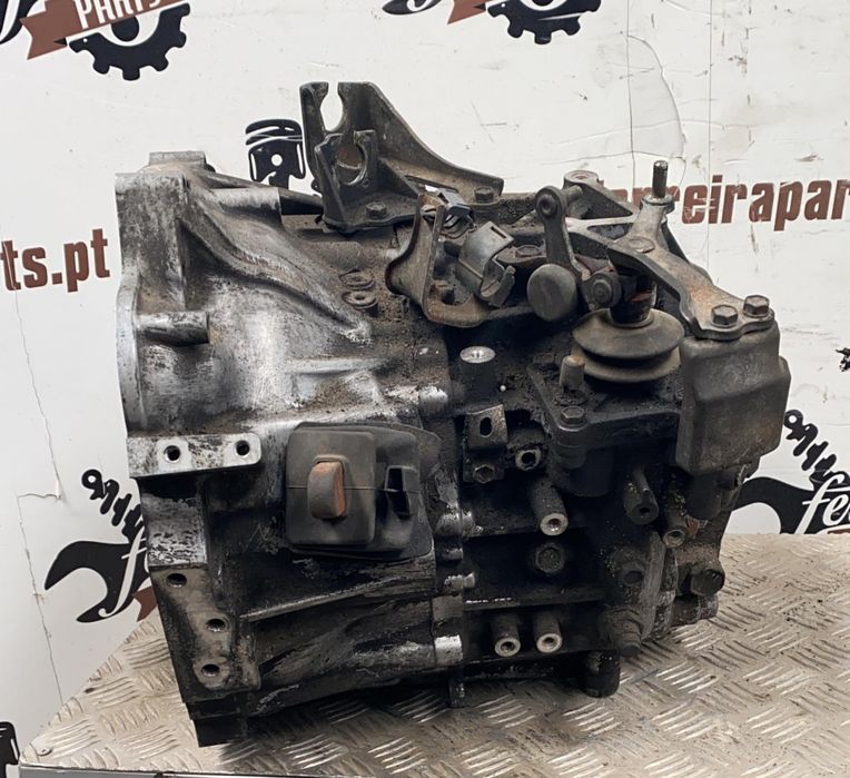 CAIXA DE VELOCIDADES TOYOTA AVENSIS 2.0 D4D DE 2008 REF: A8325946