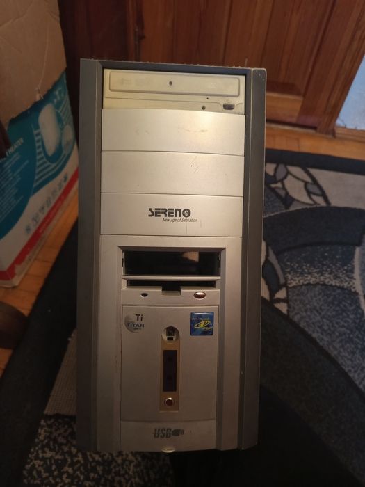 Корпус для комп'ютера