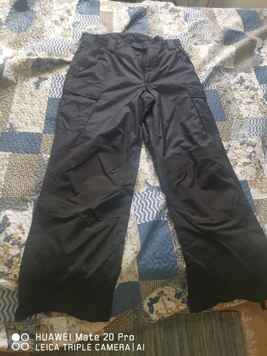 Vendo calças 5.11 patrol rain novas