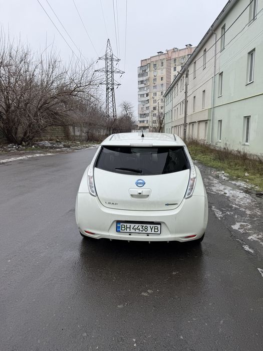 Nissan Leaf 2012 24кв+8кв