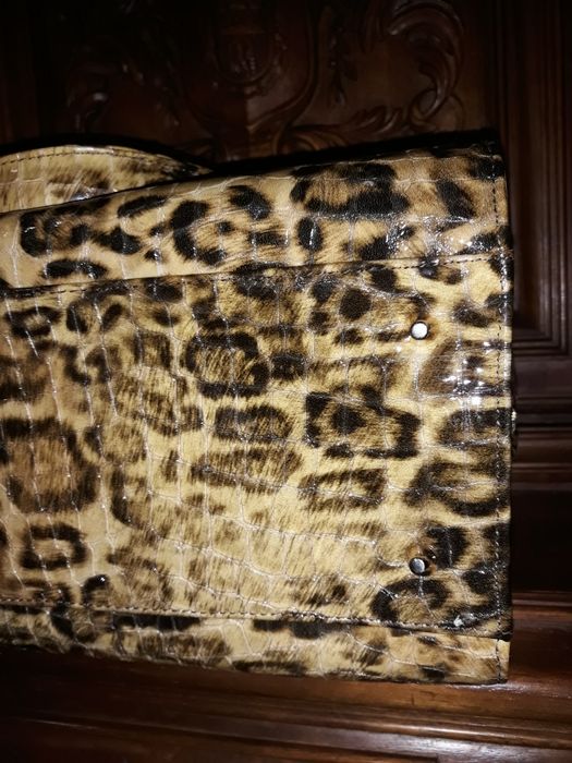 Сумка лакова шкіра