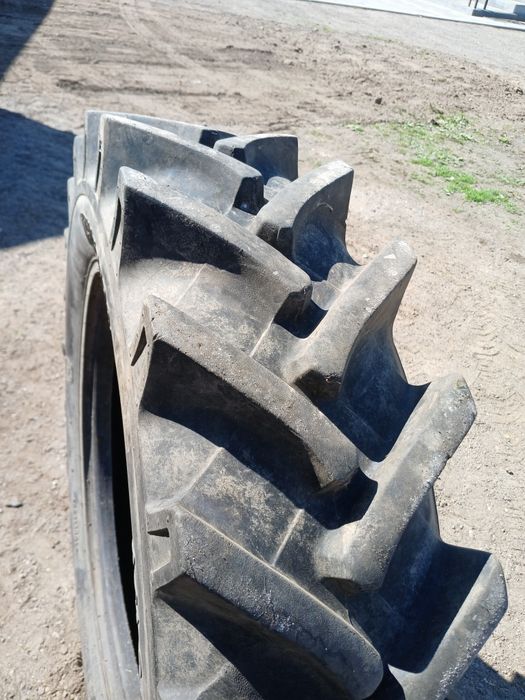 Sprzedam opony 210/95-20