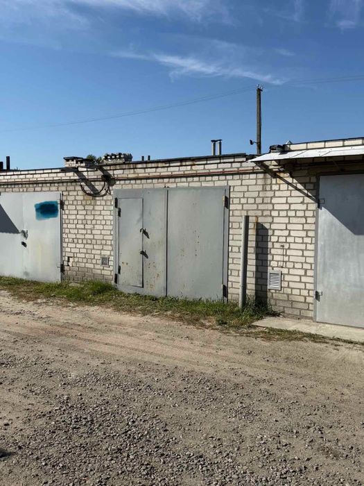 Продаю гараж в кооперативі Лада-2