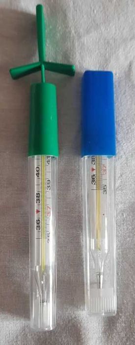 Колекція Ртутні термометри банки шприци грілки жгут СРСР