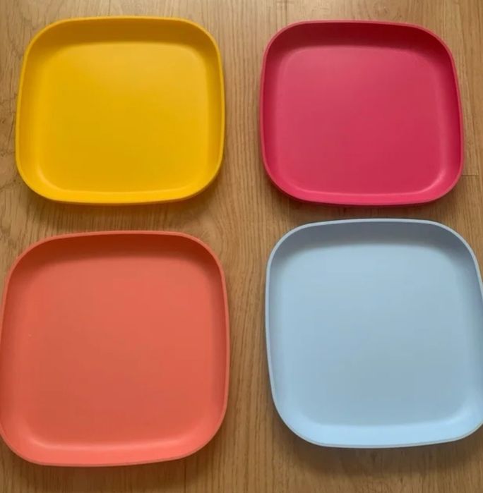 4 Pratos para Piquenique Tupperware