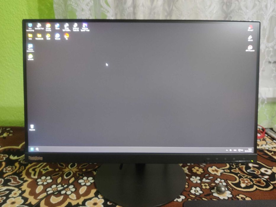 Монитор 21.5" Lenovo ThinkVision T22i-10-1920х1080-FHD-IPS-(B)-Б/В