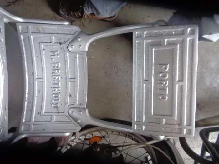 Cadeira de Barbeiro Antiga