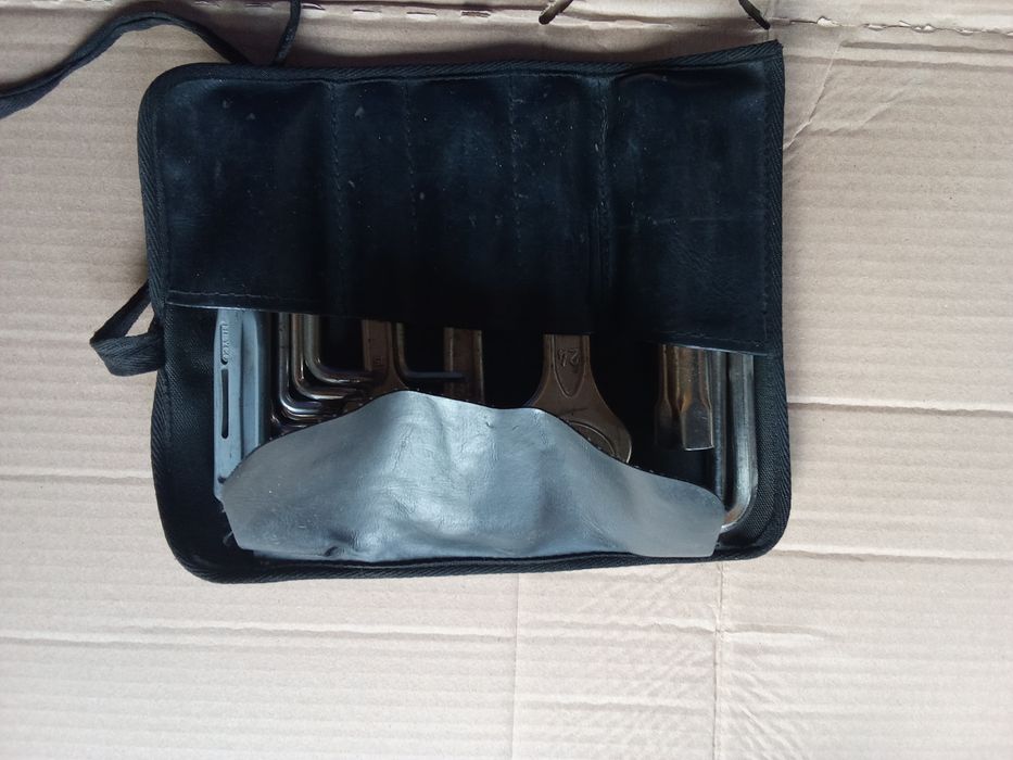 Stare oryginalne klucze do GS 650