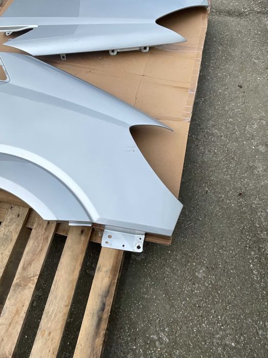 Blotnik przedni Mercedes Sprinter W906 prawy lewy oryginalny jak nowy