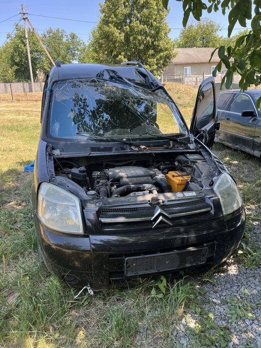 Продам сітроєн 1.6 дизель. Після дтп. Находу