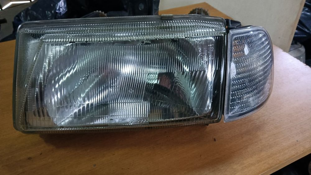 Ótica SEAT ibiza farol esq. Óptica 1995