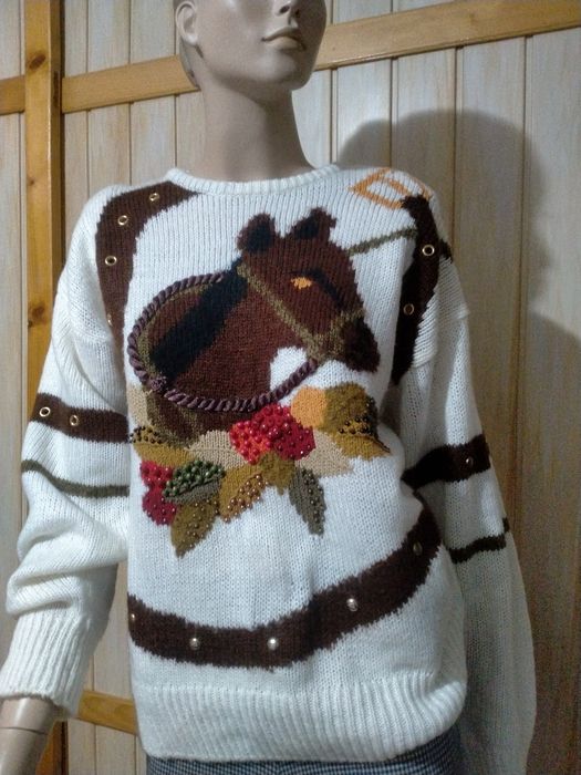 Piękny .sweterek .bluzeczka .