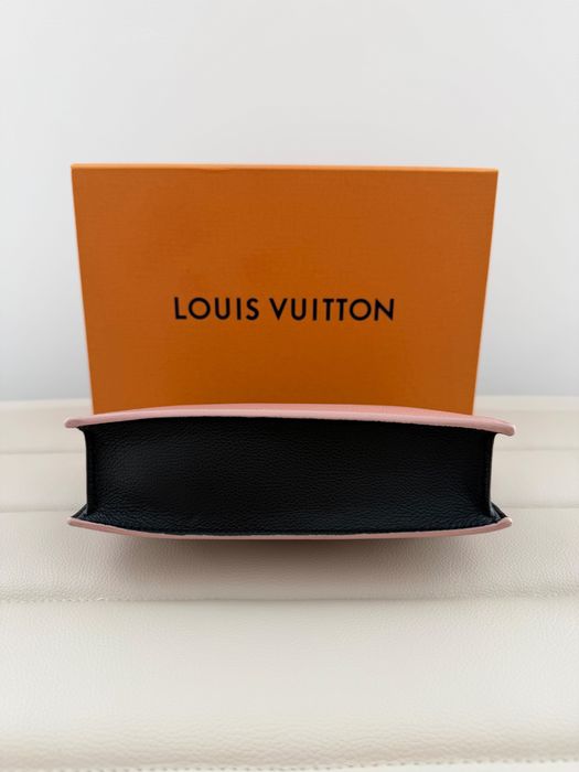 Mala Louis Vuitton - Mylockme Chain Pochette (Ref: M63980 D.Code:UB0149) - Original & Usada
