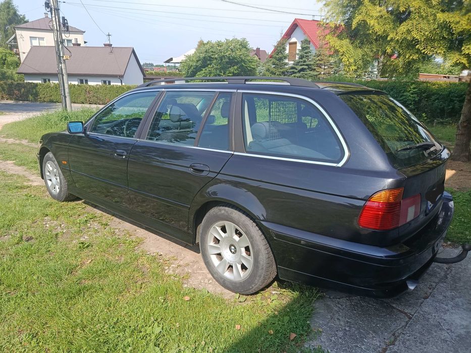 Samochód BME E39 2001r