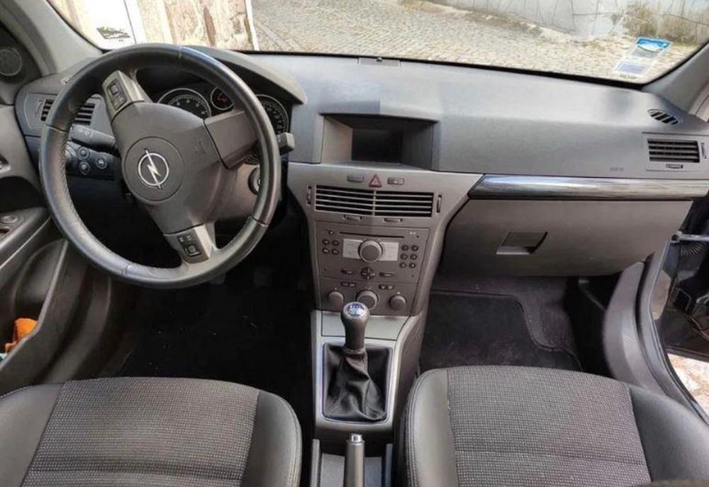 Opel Astra H, Versão Cosmo, 1.4 - GPL - Muito Económica