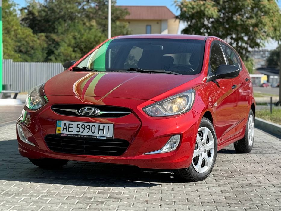 Продам Hyundai Accent 1.4I Automat