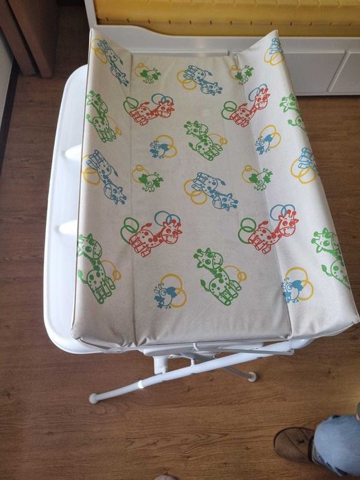 Banheira e Muda Fraudas Giordani