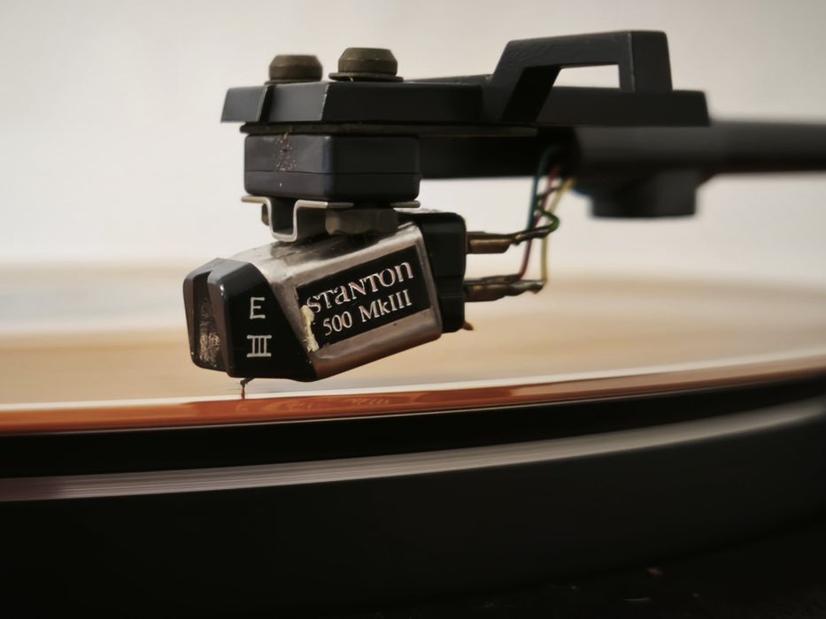 Вініловий програвач Thorens TD 180 ! Відмінний стан ! Зроблено у Німеччині !