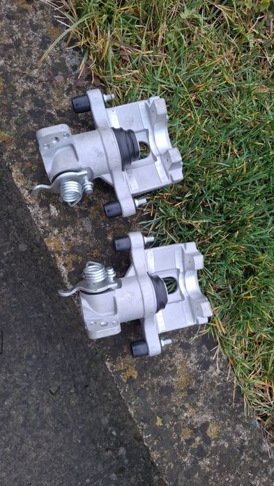 Гальмівний супорт Nissan Primera P12, WP12