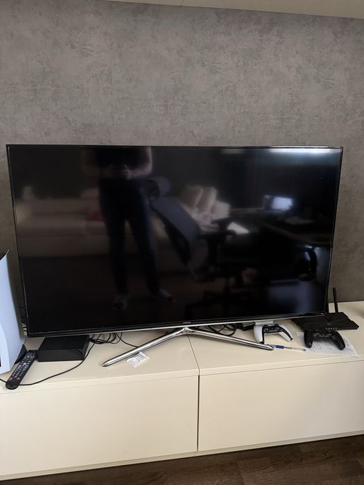 Продам телевізор Samsung ue55h6200