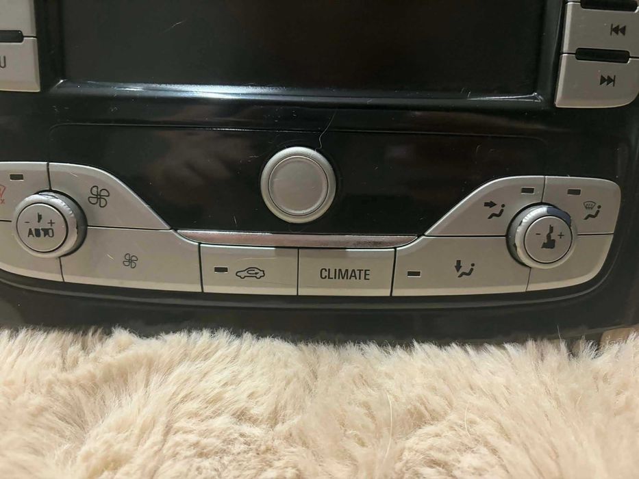 Radio z nawigacją Mondeo mk4