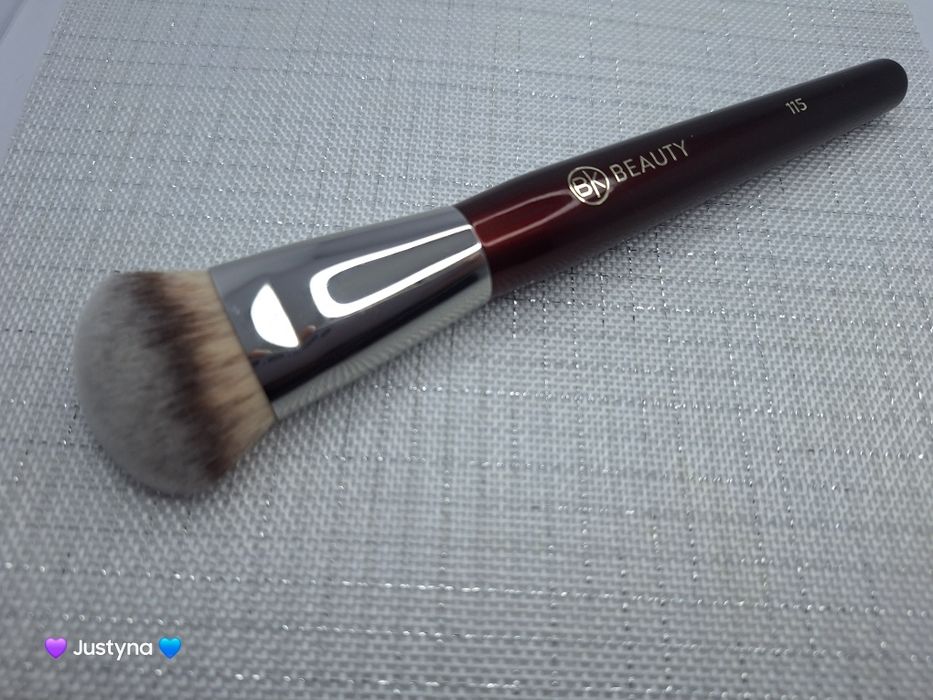 Nowy pędzel BK Beauty 115