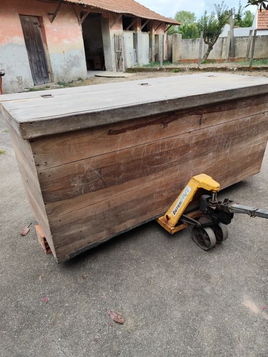 Arca de cereais antiga