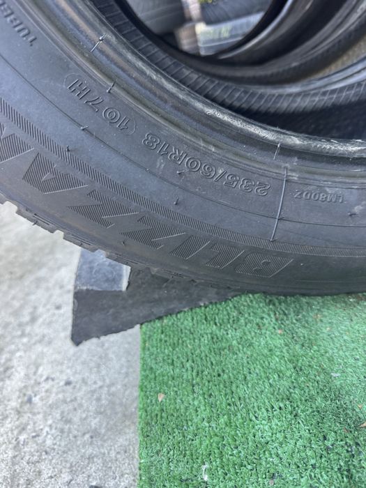 Шини Bridgestone 235/60r18 комплект зима склад б/у