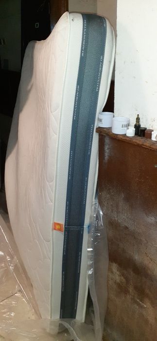 Продам матрас 160х200 см