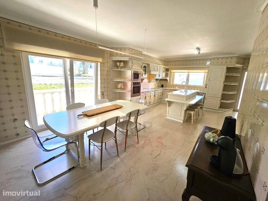 Moradia Isolada de Excelência com Vistas Panorâmicas nas Caldas da ...