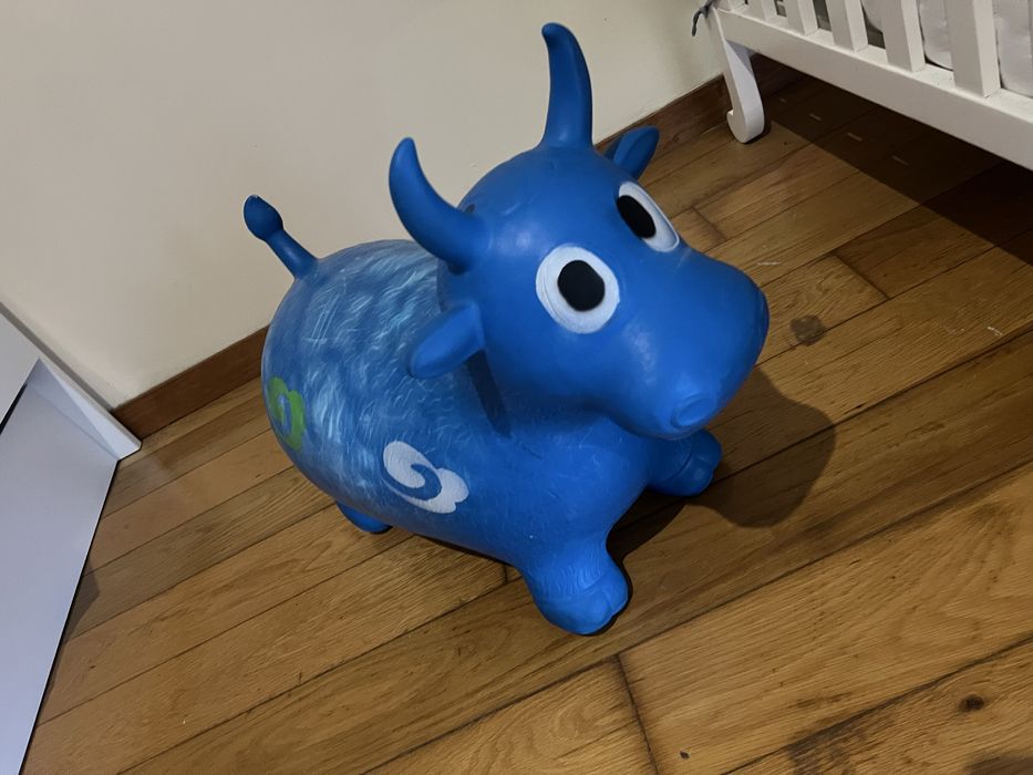 Vaca upa upa azul a funcionar