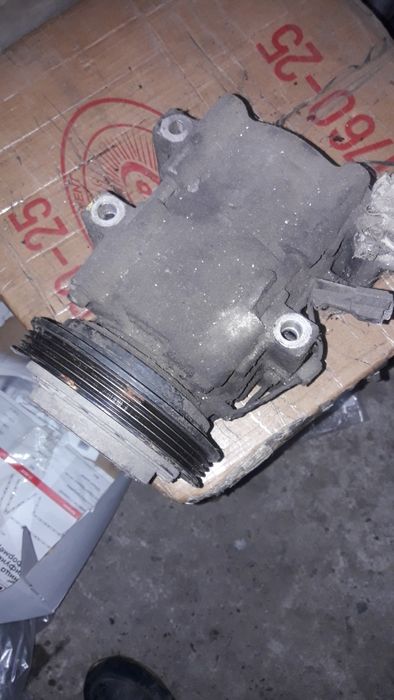 Компресор кондиціонера хендай