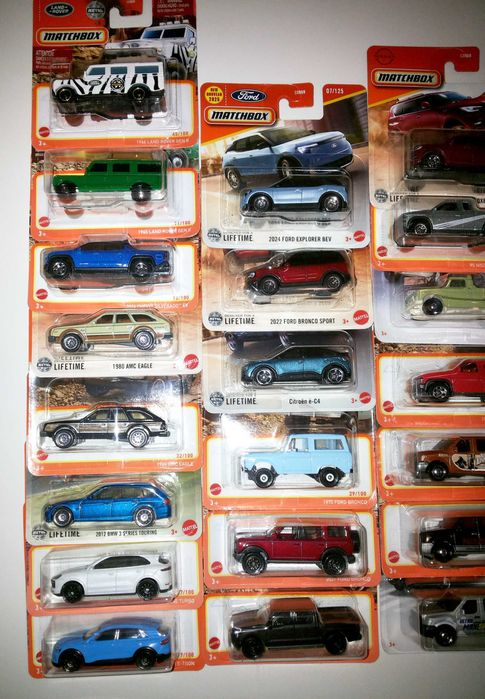 Hot Wheels Matchbox Carros Miniaturas de Coleção Escala 1/64