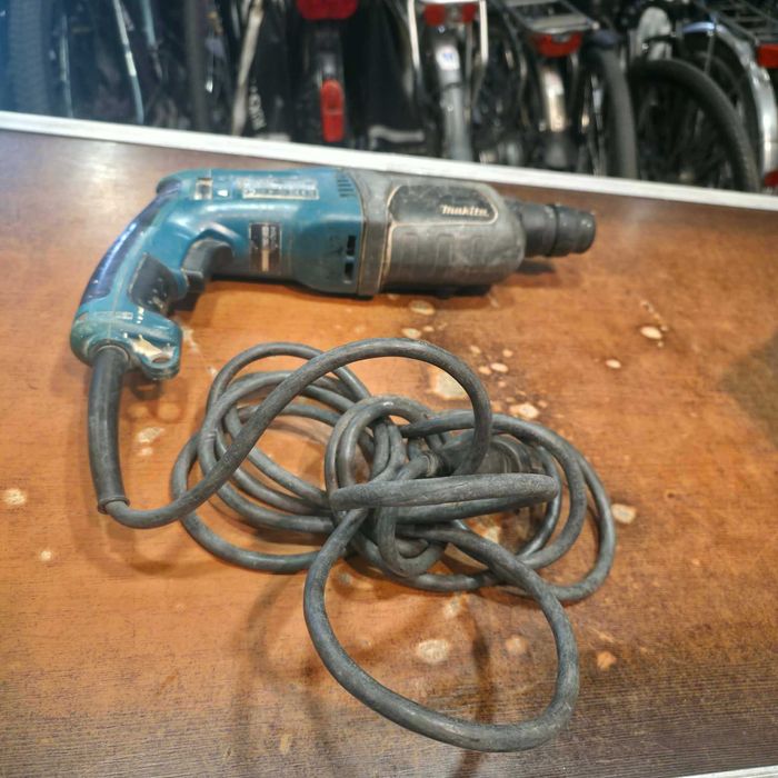 Młotowiertarka Makita HR2470