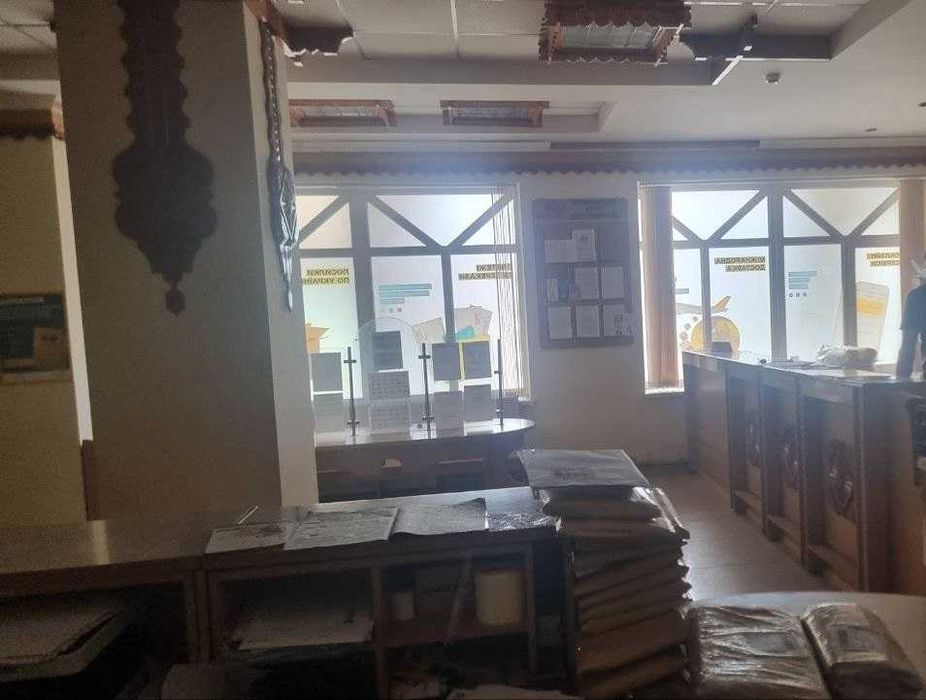 Нежитлові приміщення 1079 м2, Яремче, вул. Свободи, 309