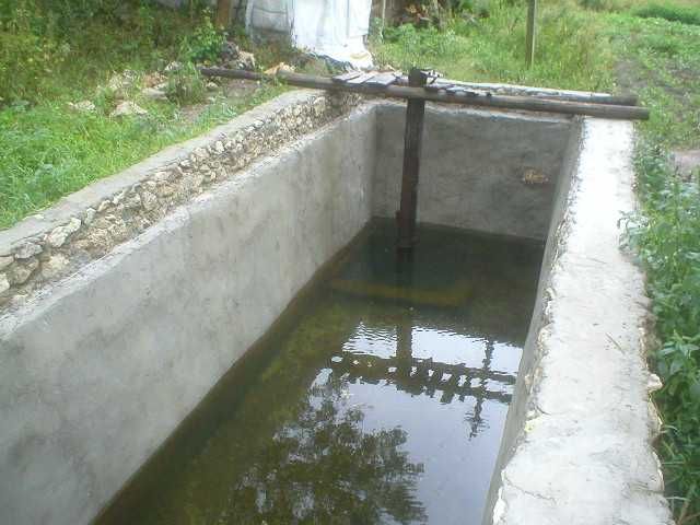 Продам землю ОСГ ПАЙ 12 га плюс будинок і склад. Капельне  зрошення.