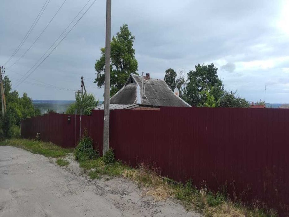 Приватний будинок в Карлівці!