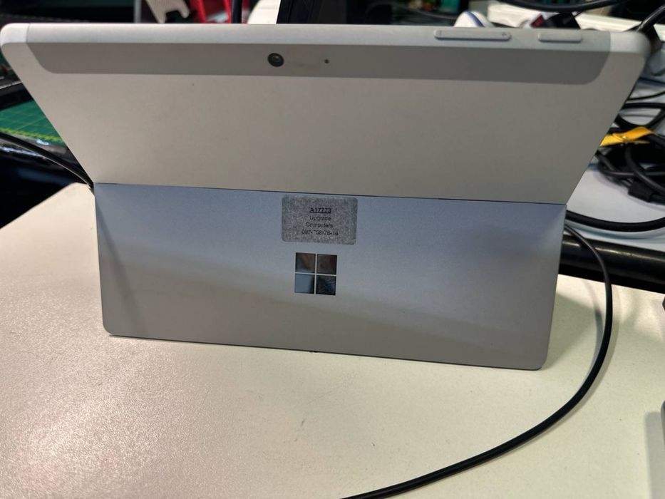 Microsoft Surface Go 3 i3-10100Y / 8GB / 128GB SSD / Windows 11