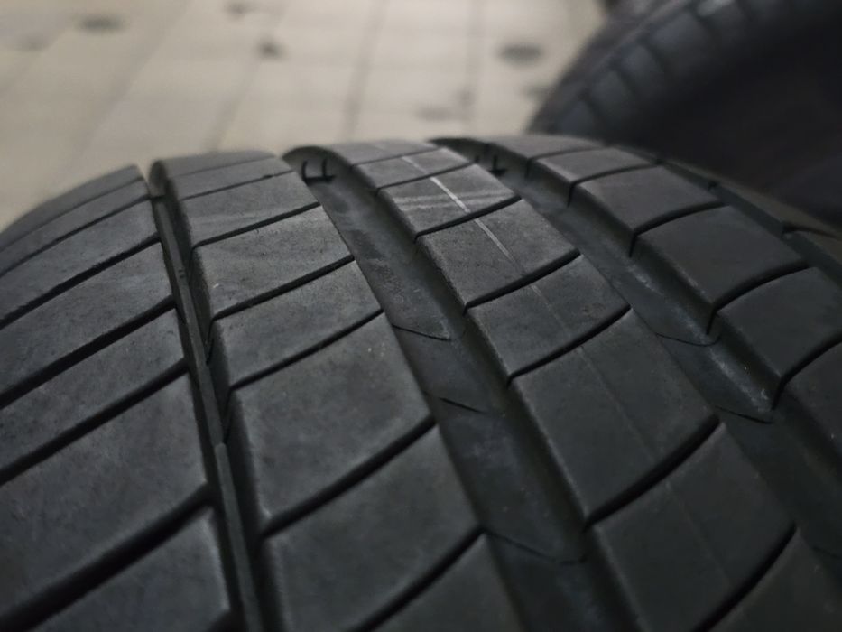 Pneus 205/55 R19