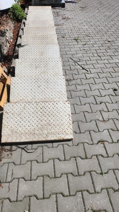 Schody metalowe długość  490 cm