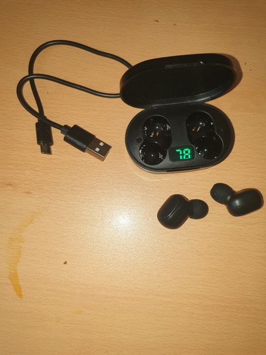 Headphones bluetooth