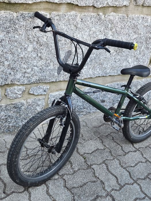 Bmx, está como nova.