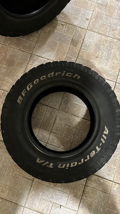 Pneu BF goodrich K0 235 70 R16