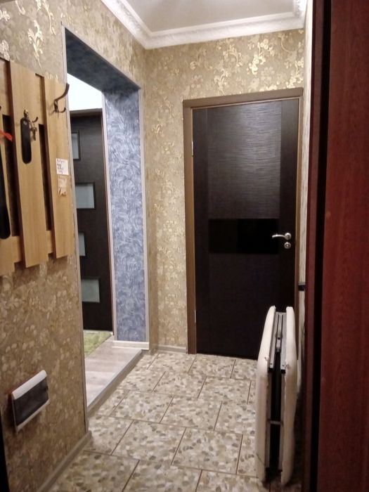 ВІЛЬНО з 25.02 Власник вул Річки. Двокімнатна квартира з кухнею, центр