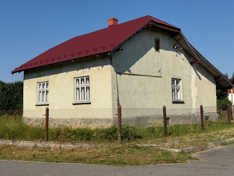 Продаж будинку в передмісті Стрия