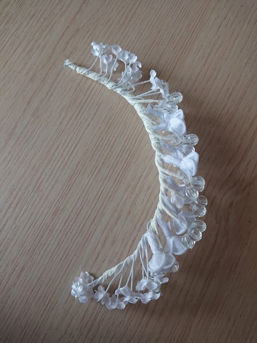 Гілочка-прикраса для волосся