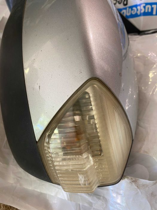 Ford S-Max lusterko lewe 06-